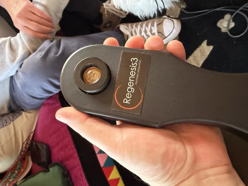 Regenesis3 photonic stimulation device
